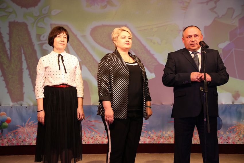 В день весны и труда