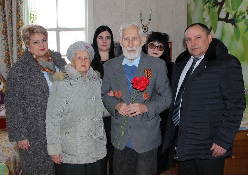 СПАСИБО ВЕТЕРАНАМ ЗА ПОДВИГ ИХ БЕССМЕРТНЫЙ
