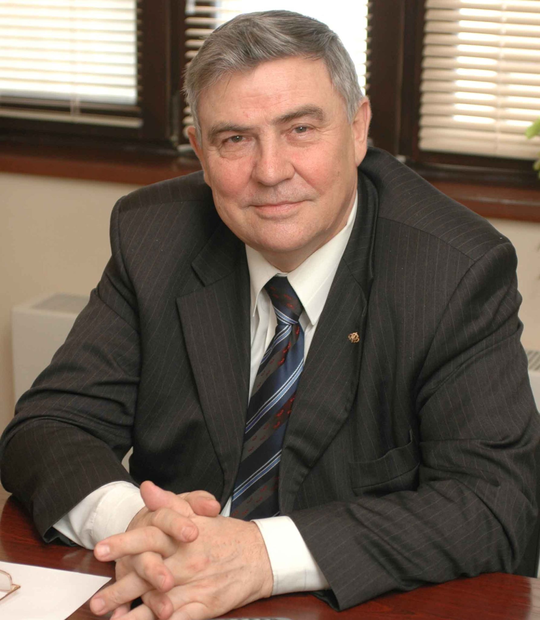 10. v.i. salnyj 1786x2048